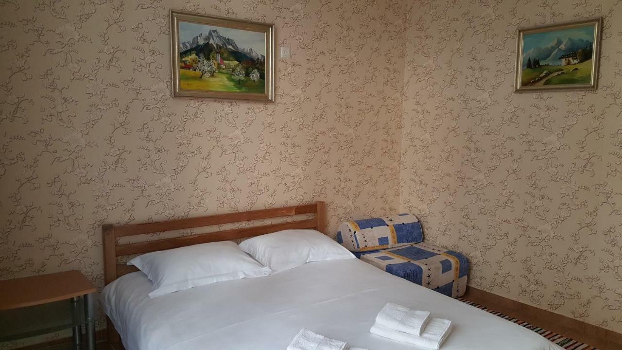 Miniapartaments Karlsbad Eksteriør billede
