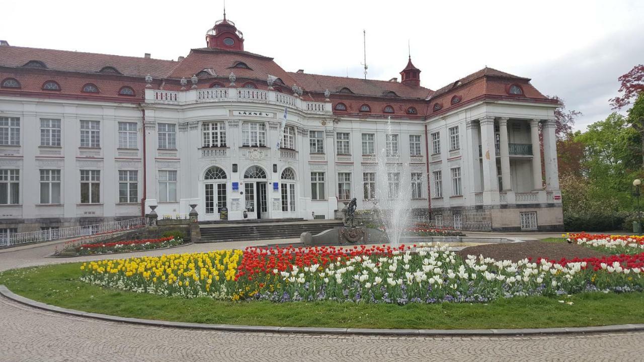 Miniapartaments Karlsbad Eksteriør billede