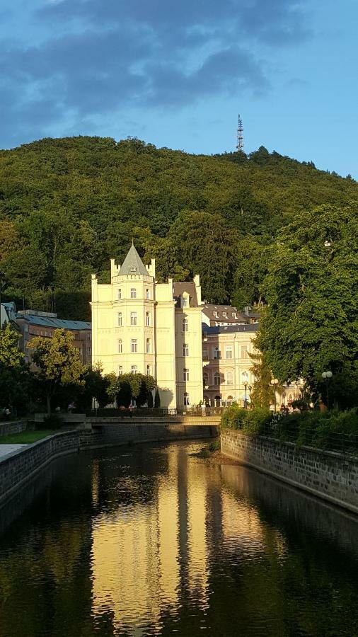 Miniapartaments Karlsbad Eksteriør billede
